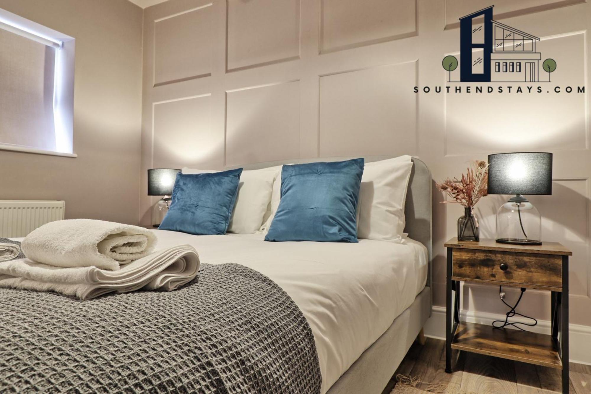 Southend Comfort Suite - Southend Stays מראה חיצוני תמונה